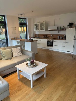 3-Zimmer Erdgeschosswohnung mit Garten und Garage in Kaarst