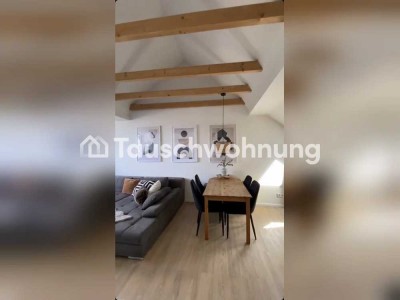 Tauschwohnung: Moderne 2 Zimmer Dachgeschosswohnung mit Giebel undSichtbalken