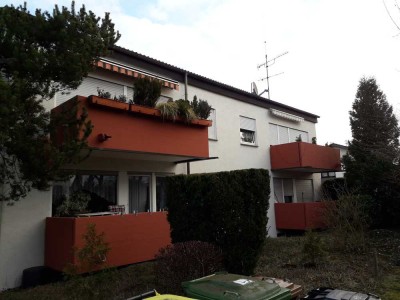 Schöne, sonnige und modernisierte 3 Zi. Wohnung mit Süd Balkon in Benningen am Neckar