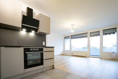 Stilvoll Wohnen am Gaumberg – Sanierte 1-Zimmer-Wohnung mit großer Loggia &amp; Design-Küche