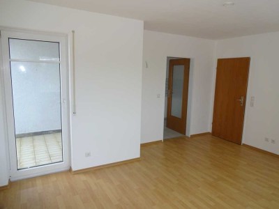 2 Zimmer-Wohnung mit Balkon