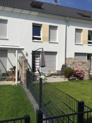 Neuwertiges RMH in Harxheim, 10 km bis MZ