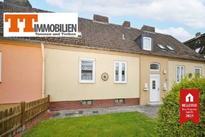 TT bietet an: Tradition trifft Raum  Reihenhaus mit Garten auf zwei Etagen voller Möglichkeit