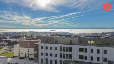 *Über der Nebelgrenze* 4- Zimmer Wohnung mit Balkon