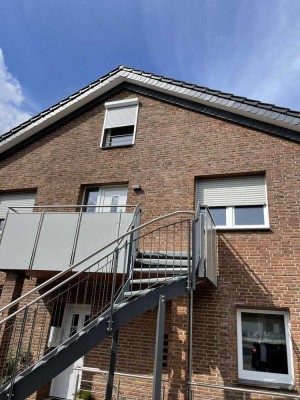 Neuwertig saniert: komfortable 3-Zimmer-Maisonette-Wohnung in Hiddenhausen