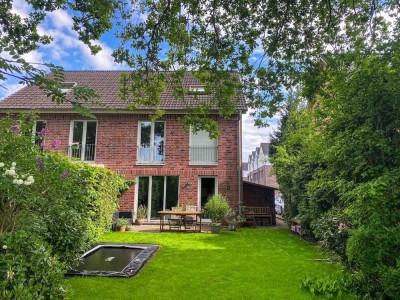 Moderne 6 Zimmer Doppelhaushälfte in kinderfreundlicher Umgebung- Wedel nähe Klövensteen