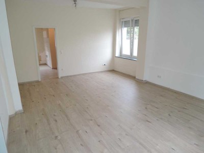 **ZEIT FÜR NEUES?**Single-Wohnung sucht Gegenstück!