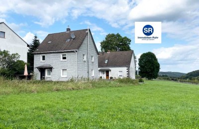 Teilsaniertes Einfamilienhaus in grüner Lage von Sprockhövel-Hiddinghausen