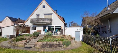 Geräumiges & freistehendes Mehr-Generationen- oder Zwei-Familien-Haus in Espenau-Mönchehof