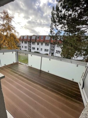 Schöne 4-Zimmer Wohnung mit Balkon in super Lage!