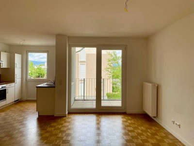 2- Zimmer-Wohnung mit Einbauküche