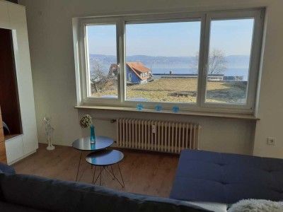 Seeblick aus schöner 1,5-Zimmer-Wohnung in Konstanz