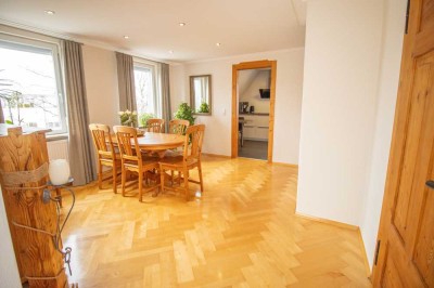 Stilvolle Maisonettewohnung in Weingarten!