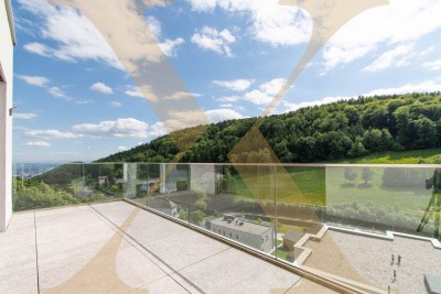 Großzügige 3-Zimmer-Wohnung mit heller Terrasse &amp; Weitblick in Lichtenberg zu vermieten!