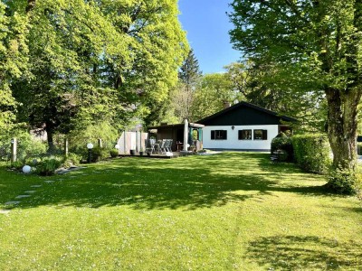 Wohnen am Wörthsee: 4-Zimmer-Einfamilienhaus mit zusätzlicher Bebauungsmöglichkeit