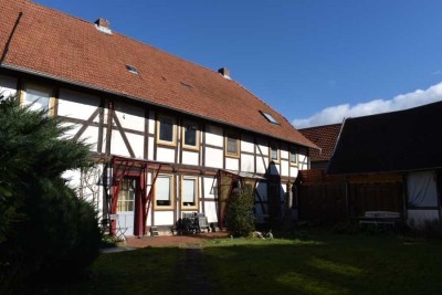 Hardegsen OT Gladebeck: Mehrfamilienhaus mit 4-6 Wohneinheiten - variable Grundrissgestaltung