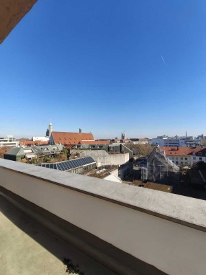 Über den Dächern von Braunschweig - 2-Zimmer-Penthouse-Wohnung mit Balkon und EBK