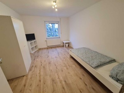 Kapitalanlage mit ca. 7 % Rendite! Hochwertige 2-Zimmer-Wohnung – Saniert und Möbliert!