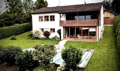 Traumhaus in Eggenfelden mit Anwesen-Charakter *** unverbaubar ***