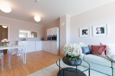 2-ZIMMER-WOHNUNG MIT HERRLICHEM BALKON UND WEITBLICK