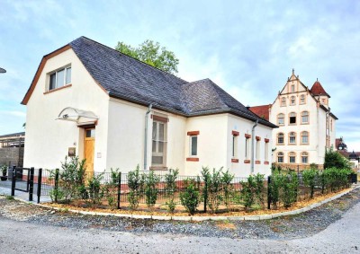 Stilvolles, denkmalgeschütztes Einfamilienhaus mit modernen Akzenten und Gartenanteil