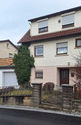 Doppelhaushälfte in Albstadt-Truchtelfingen in ruhiger Wohnlage zu verkaufen