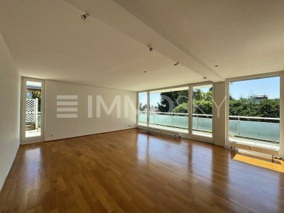 Penthouse in Kronberg: Helle Räume, Sauna, Schwimmbad