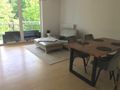 Zentrumsnah - neuwertig - die ideale Wohnung für berufstätige Singles oder das berufstätige Paar.