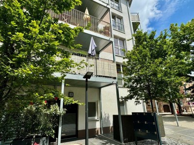 Exklusive vollmöblierte Stadtwohnung! Mit Einbauküche & Balkon