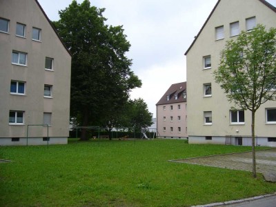 geräumige 4- Zimmerwohnung in zentraler Lage