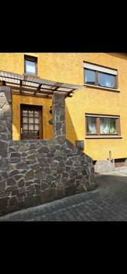 EINFAMILIENHAUS gute Verkehrsanbindung, kompakt, pflegeleicht