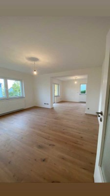 Hochwertige Wohnung mit Balkon, Wintergarten und Garten in zentraler Lage von Wetzlar