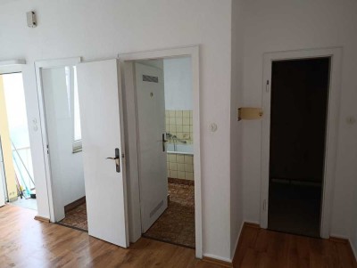 2 Zimmer Wohnung ab sofort