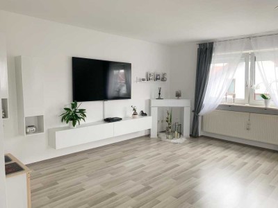 Großzügige/Helle 3,5-Zimmer-Wohnung in ruhiger Lage von Hallstadt zu vermieten.