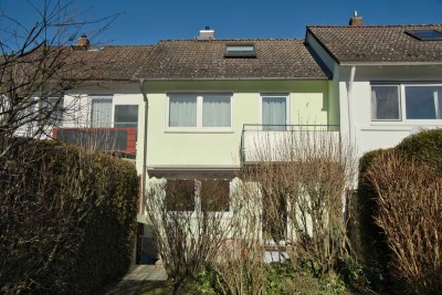 Ansprechendes 4 1/2-Zimmer-Reihenhaus in gefragter Lage in Dreieich-Sprendlingen