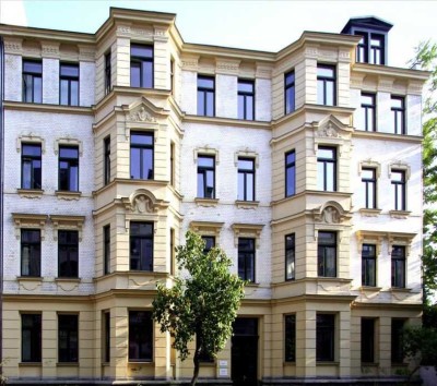 Stilvolle Wohnung 1.OG im kernsanierten, denkmalgeschützten Altbau