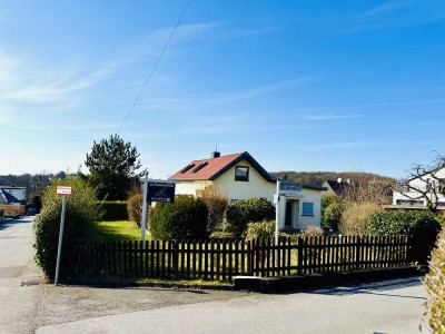 +++ Charmantes kleines Haus mit großzügigem Grundstück in Wuppertal -Am Anschlag +++