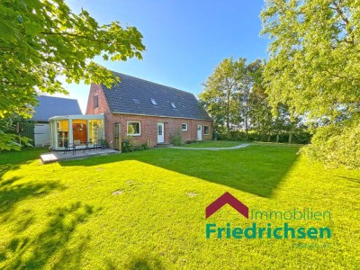 Ihr Rückzugsort an der Nordsee - Einfamilienhaus auf weitläufigem Grundstück in Alleinlage