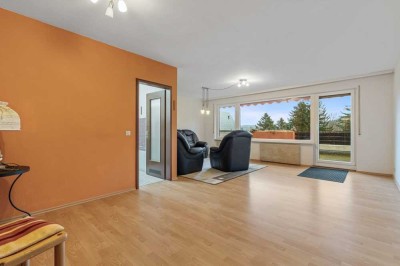 Gemütliche 2-Zimmer-Wohnung mit großer Terrasse und Stellplatz - Sofort bezugsbereit