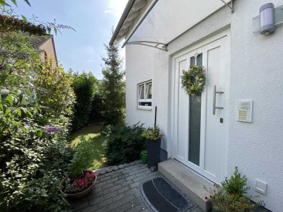 FRIEDRICHSDORF Dillingen: Freistehendes Haus in absolut ruhiger Lage mit Garten zum Wohlfühlen!