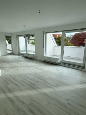Elegante 4-Zimmer Wohnung mit Balkon in Königstein im Taunus