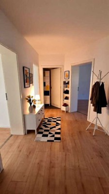 ✨NEU! Wunderschöne Dachgeschosswohnung mit moderner Einbauküche