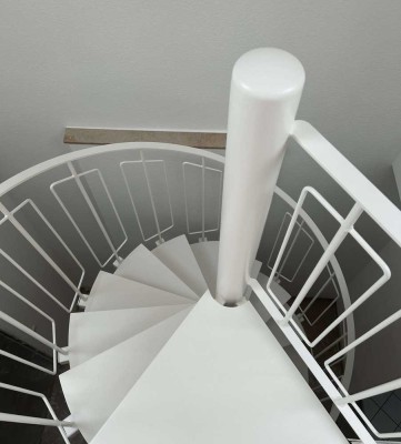 **ALLES NEU** 2-Zimmer-Maisonette-Wohnung mit Einbauküche! Erstbezug nach Sanierung!