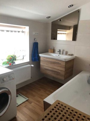 Freundliche und modernisierte 5-Zimmer-Dachgeschosswohnung mit Einbauküche in Putbus