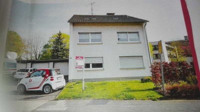 Helle, gepflegte 3-Zimmer-Wohnung mit Balkon und Garten in Bornheim zentral