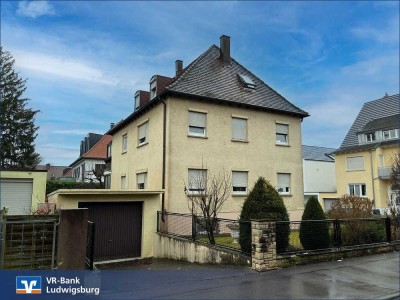 Zweifamilienhaus in Toplage von Ludwigsburg