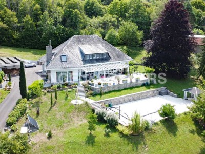Exklusives Anwesen in Bad Kissingen mit Traumterrasse, Pool und herrlichem Weitblick