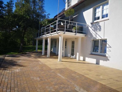 Ruhige 3,5-Zimmerwohnung mit Terrasse und EBK in Haiterbach