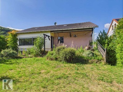 Großzügiges Anwesen in besonderer Lage mit Einliegerwohnung sucht Familienanschluss