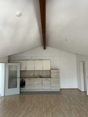 Dachgeschosswohnung mit Balkon